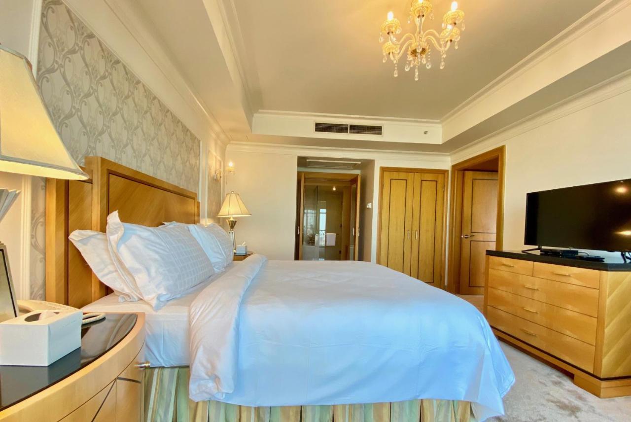 القاهرة Chez Haytham At Four Seasons Nile Plaza Residential Suite المظهر الخارجي الصورة